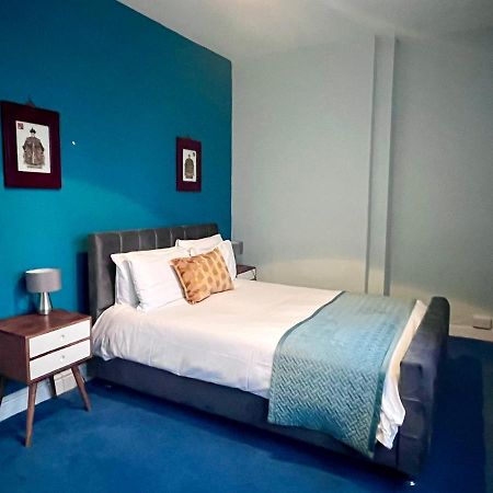 The Blue Piano Guesthouse Бирмингем Экстерьер фото